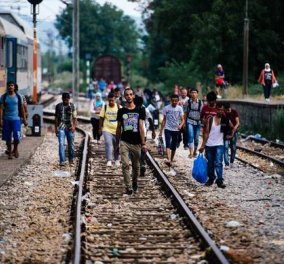  Μέρκελ: Η διαμάχη στην Ευρώπη για τους πρόσφυγες απειλεί το ευρώ - Όλες οι αντιδράσεις 