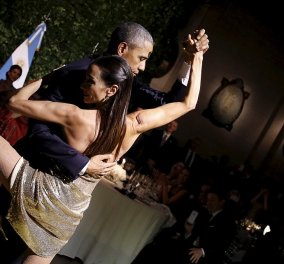 To φλογερό τανγκό του Μπάρακ Ομπάμα με καλλονή χορεύτρια - Σε γεύμα με την Μισέλ