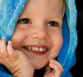 «Το Χαμόγελο του Παιδιού» συγκεντρώνει φάρμακα, είδη πρώτης ανάγκης για παιδιά - πρόσφυγες - Δείτε πως θα βοηθήσετε