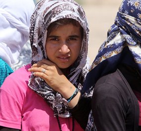 New York Times: Τι αποκαλύπτει γυναικολόγος για τις σκλάβες του σεξ των ISIS- από 12 ετών τις "στρατολογούν"