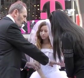 Νέα Υόρκη: Ο Έλληνας πρώην διευθυντής του ΕΟΤ που παντρεύτηκε την 12χρονη στην Times Square 