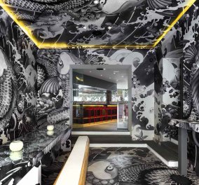 Αυτό το εστιατόριο μόλις έγινε το No 1 με το design & τα Γιαπωνέζικα τατού του στους τοίχους (Φωτό)