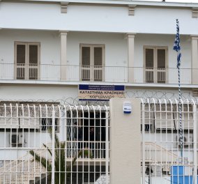 Θρίλερ στον Κορυδαλλό: Η έφοδος της ΕΚΑΜ μέσα στη νύχτα απέτρεψε απόδραση βαρυποινιτών - Είχαν κρύψει χιλιάδες ευρώ σε κελιά 