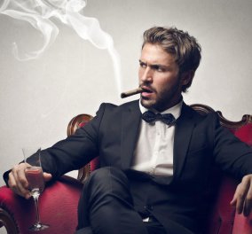 Έρευνα: Οι πλούσιοι ζουν μέχρι και 15 χρόνια περισσότερο από τους φτωχούς - Κάπνισμα & βάρος οι "ένοχοι" 