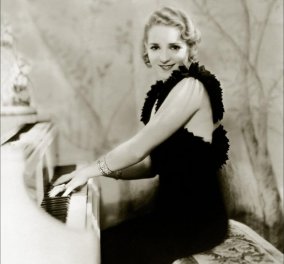  Vintage Story: Η Μary Pickford η μεγαλύτερη σταρ του βωβού, η γυναίκα που ανέβασε τα κασέ  των ηθοποιών  