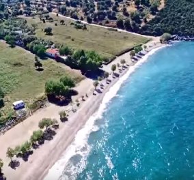 Βίντεο: Απολαύστε μια εναέρια βόλτα πάνω από κρυφές παραλίες της Αττικής  