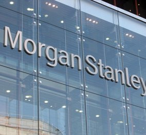 Αισιόδοξη η Morgan Stanley: Αγοράστε ελληνικά ομόλογα γιατί η αξιολόγηση θα κλείσει