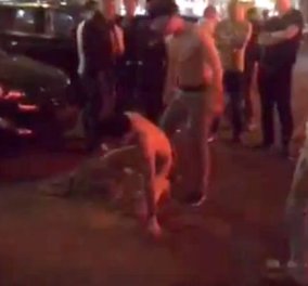 Βίντεο: Ο απατημένος σύζυγος κατέβασε τον γυμνό εραστή της γυναίκας του στο πεζοδρόμιο και τον ξυλοκόπησε!