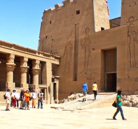 Guardian: Η απώλεια της πτήσης της EgyptAir είναι καταστροφικό πλήγμα για τον τουρισμό 