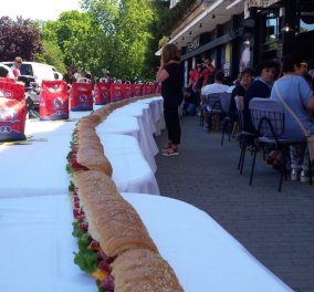 Τρίκαλα: Παρασκεύασαν σάντουιτς 40 μέτρων για να μπουν στο βιβλίο Γκίνες! (βίντεο)