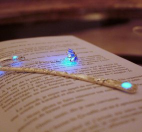 Δείτε τα αληθινά κοσμήματα που φωσφορίζουν την νύχτα: Εκπέμπουν ένα μαγικό τυρκουάζ φως