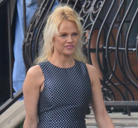 Κακομεγαλώνει η Pamela Anderson: Μόλις 48, δείχνει γερασμένη και πολύ απεριποίητη 