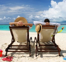 Μεγάλη έρευνα: Οι Έλληνες μετατρέπονται σε e-travelers αλλά και οι Ευρωπαίοι με τις λιγότερες διακοπές   