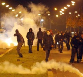 Έγινε η νύχτα - μέρα στο Παρίσι: Επεισόδια, συλλήψεις & μολότοφ