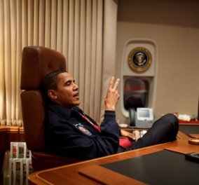 Οι "ασκητικές" νύχτες του Μπ. Ομπάμα: Κοιμάται μόλις 5 ώρες, διαβάζει επιστολές & τρώει αλατισμένα αμύγδαλα!