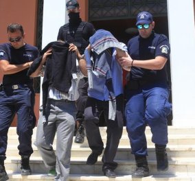 Τριήμερη αναβολή για τους 8 Τούρκους συλληφθέντες στην Αλεξανδρούπολη - Πέρασαν το πρωί την πόρτα του Πρωτοδικείου