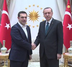 Η Ελλάδα στηρίζει τη νόμιμη Τουρκική Κυβέρνηση - Τηλεφωνική επικοινωνία θα έχουν Τσίπρας-Ερντογάν