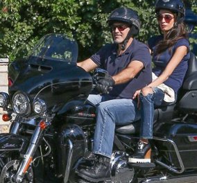 Ο κύριος και η κυρία Κλούνεϊ σε Harley με τζιν: Η Αμάλ Αλαμουντίν με πλατφόρμα & μοδάτα γυαλιά - Φώτο   