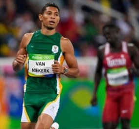 Βίντεο: Ιστορικό παγκόσμιο ρεκόρ στα 400 μέτρα του Νοτιοαφρικανού, έσβησε του Τζόνσον μετά από 17 χρόνια   