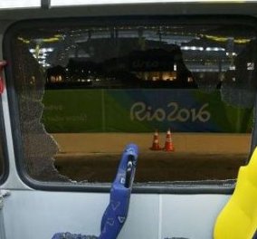 Ρίο 2016: Πυροβολισμοί & επίθεση σε λεωφορείο με δημοσιογράφους - Φωτό - Βίντεο
