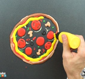 Το βίντεο - κόλλημα: Δείτε πως φτιάχνεται μια τηγανίτα με μορφή πίτσας - 57.351 views σε λίγες ώρες