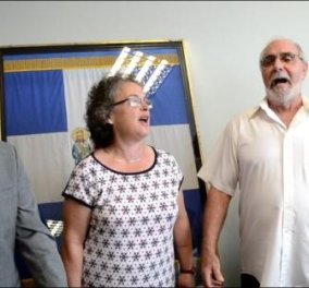 Βίντεο: Με καντάδες από τους καλλίφωνους της Κεφαλονιάς υποδέχθηκαν τον Γιάννη Μπαλάφα στο νησί 