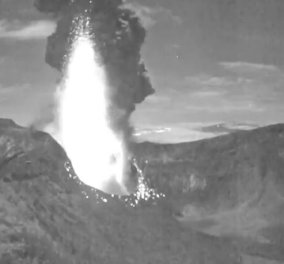 Βίντεο: Δείτε την εντυπωσιακή έκρηξη ηφαιστείου στην Κόστα Ρίκα