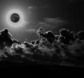 Απόψε είναι το «Μαύρο Φεγγάρι» ένα πολύ σπάνιο φαινόμενο - Τι λένε οι επιστήμονες για αυτό;