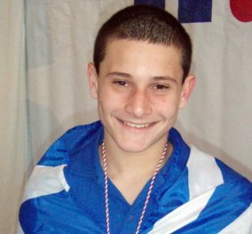 Δημοσθένης Μιχαλεντζάκης: Ποιος είναι ο 17χρονος ντροπαλός χρυσός Παραολυμπιονίκης στα 100μ. πεταλούδα 