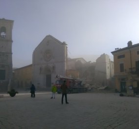 Η Ιταλία ξανά στο έλεος του Εγκέλαδου - Νέος ισχυρός σεισμός 6,5 Ρίχτερ ταρακούνησε τη χώρα