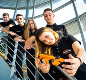 Made in Greece η μαθητική ομάδα Infinite Racing: Κατέκτησε το "χρυσό" στο Παγκόσμιο Πρωτάθλημα "F1 in Schools" 