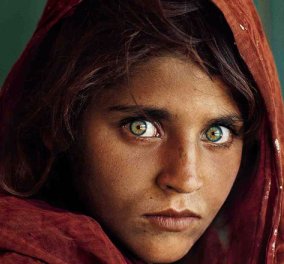 Ελεύθερη με εγγύηση η Αφγανή  με τα πράσινα μάτια - Σύμβολο του National Geographic