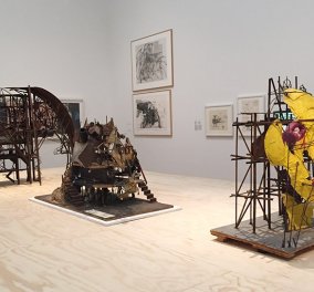 Οι μοναδικές μηχανές-γλυπτά του σπουδαίου Ελβετού καλλιτέχνη Ζαν Τινγκελί παρουσιάζονται στο Άμστερνταμ (βίντεο και φωτό)