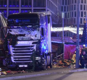 Τρόμος στο Βερολίνο - Φορτηγό έπεσε στο πλήθος κοντά στη Χριστουγεννιάτικη Αγορά-12 νεκροί & πάνω από 50 τραυματίες