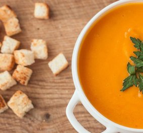 Η καλύτερη σπιτική συνταγή για σούπα καρότου με τζίντζερ και πορτοκάλι 