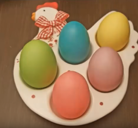 D.I.Y. Βίντεο: Πως να βάψετε τα πασχαλινά αυγά  παστέλ με χρώμα ζαχαροπλαστικής