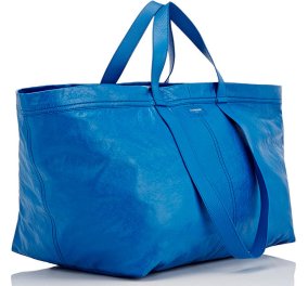 Η Balenciaga πουλάει 2.030 ευρώ την σχεδόν ίδια τσάντα με της ΙΚΕΑ κόστους 90 λεπτών!! -Φώτο