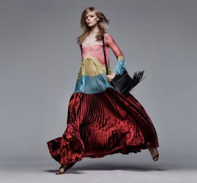 Vogue: Αυτό είναι το πιο ονειρικό φόρεμα στον κόσμο - Δείτε πόσο κοστίζει (Φωτό)