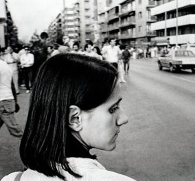 Αθήνα, η πόλη των γυναικών: Ο Κωνσταντίνος Πίττας εστίασε τον φακό του σε εμάς το 1984 & ιδού το αποκαλυπτικό φωτογραφικό λεύκωμα