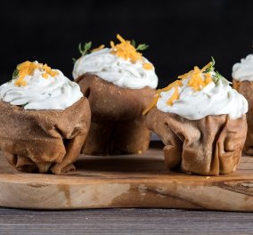 Αλμυρά cupcakes- μικρά θαύματα σε μια φοβερά πρωτότυπη συνταγή του Άκη Πετρετζίκη