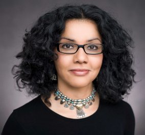 Mona Elthawy η διάσημη Αμερικανοαιγύπτια δημοσιογράφος: «Μαντίλες, υμένες και σεξουαλική επανάσταση» στη Στέγη