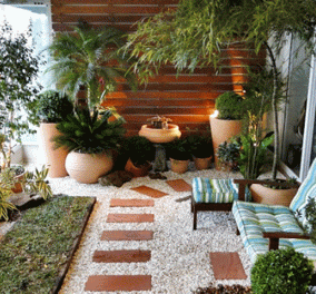 Ο Σπύρος Σούλης μας δίνει 7 ιδέες για να "μετατρέψουμε" το μπαλκόνι μας σε...κήπο!