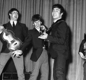 Προς πώληση μία σπάνια αφίσα των Beatles για 54.000 δολάρια - Όλη η ιστορία γύρω από αυτήν (Φωτό)