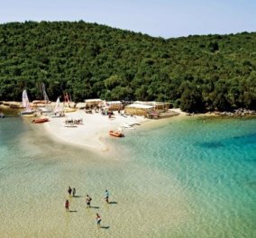Ας δροσιστούμε λίγο στις 10 πιο εξωτικές παραλίες και λίμνες στην Ελλάδα (Φωτό)