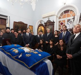Η Κρήτη σήμερα αποχαιρετά τον Κωνσταντίνο Μητσοτάκη - Σε λαϊκό προσκύνημα στα Χανιά η σορός του (Φωτό - Βίντεο)