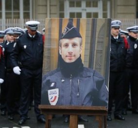 Παντρεύτηκε με ευλογίες Ολάντ - Μακρόν τον σύντροφό του μετά θάνατον: Ήταν ο αστυνομικός που σκοτώθηκε στο Παρίσι σε τρομοκρατική επίθεση