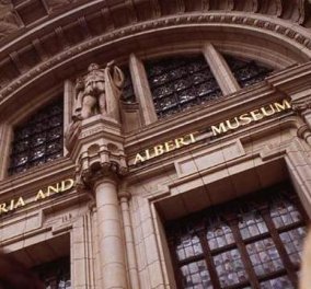 Λονδίνο: Διευθυντής μουσείου ζήτησε συγνώμη σε γυναίκα που θήλαζε δημόσια
