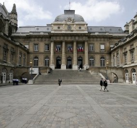 Εξοργίζει η απόφαση Γαλλικού δικαστηρίου: Έκρινε συναινετικό το σεξ 28χρονου με 11χρονη!