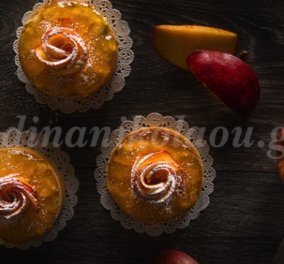 Αυτά τα μηλοπιτάκια ποιος θα τα απολαύσει; Νόστιμα ταρτάκια από τη Ντίνα Νικολάου