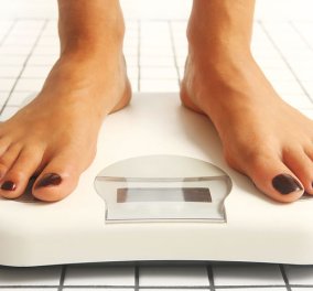 Θέλετε να χάσετε 2 κιλά τον μήνα; Δείτε πόσες θερμίδες αντιστοιχούν σε 1 κιλό σωματικού λίπους